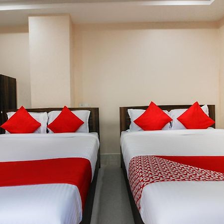 Oyo 66942 Venus Residency Hotel Lalaguda Екстериор снимка
