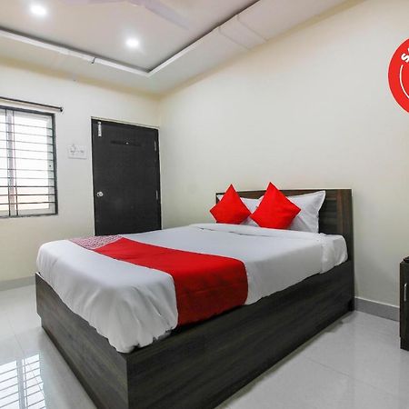 Oyo 66942 Venus Residency Hotel Lalaguda Екстериор снимка