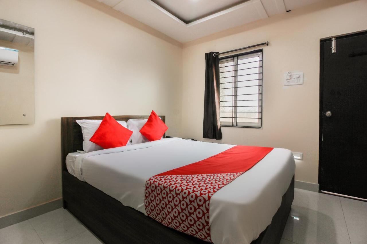 Oyo 66942 Venus Residency Hotel Lalaguda Екстериор снимка