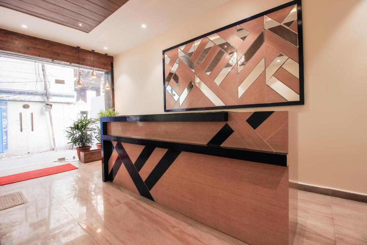 Oyo 66942 Venus Residency Hotel Lalaguda Екстериор снимка
