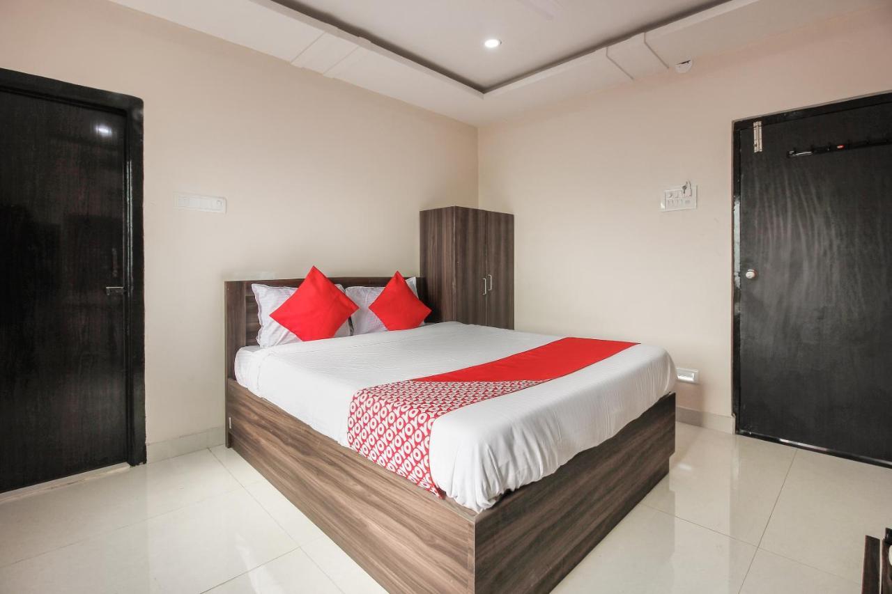 Oyo 66942 Venus Residency Hotel Lalaguda Екстериор снимка